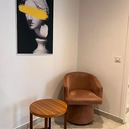 Appartement Les Mimosas-spacious Apartment-city Center
